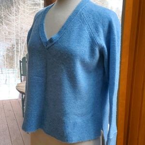 Jcrew supersoft yarn V-neck sweater